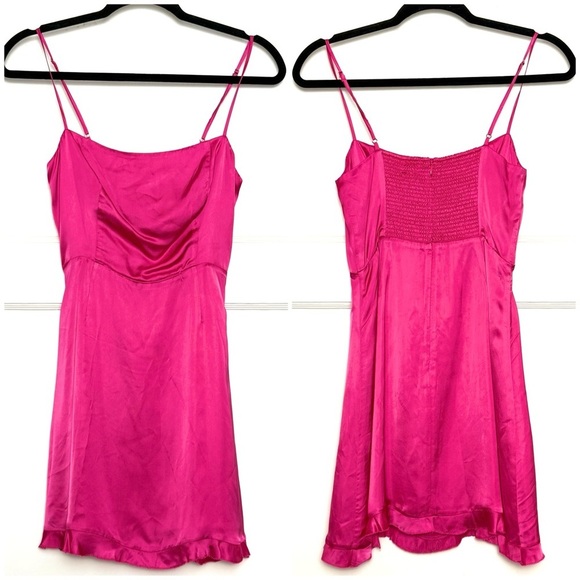 NWT ARITZIA Y2K Fuchsia Satin Smocked Back Square Neck Ruffle Hem Slip Dress 0 - Picture 2 of 4
